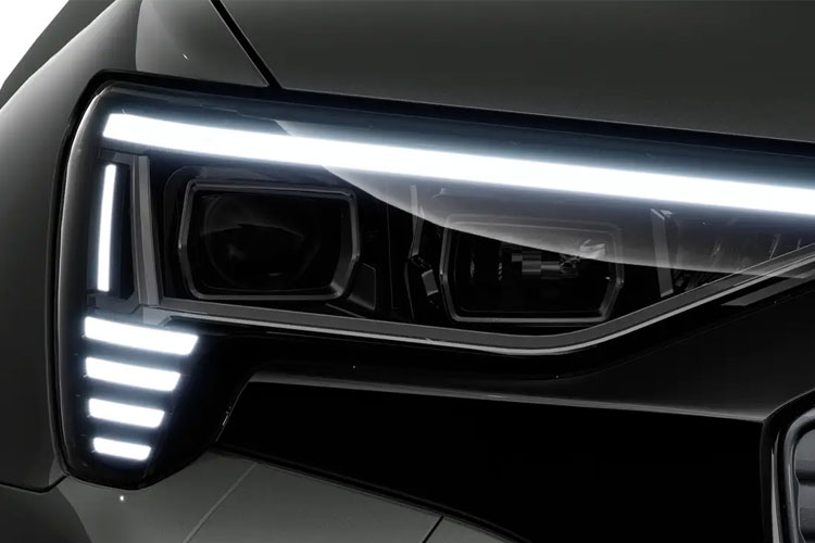 3366098 300kW 55 Quattro 114kWh Black Edition 5dr Auto