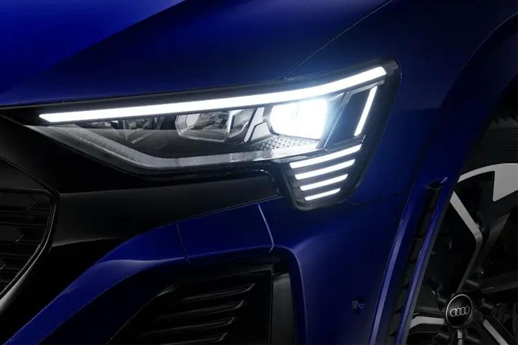 3958667 370kW SQ8 Quattro 114kWh Black Edition 5dr Auto