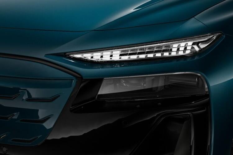 4037581 315kW Quattro 100kWh Black Edition 5dr Auto