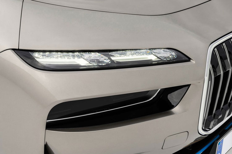 4050320 485kW M70 xDrive 105.7kWh 4dr Auto