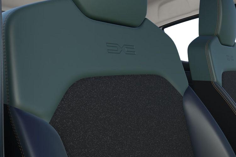 3848325 27kWh Extreme 65 48kW 5dr Auto