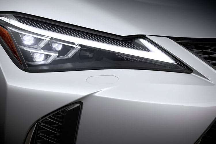 3817278 300h 2.0 Urban 5dr CVT