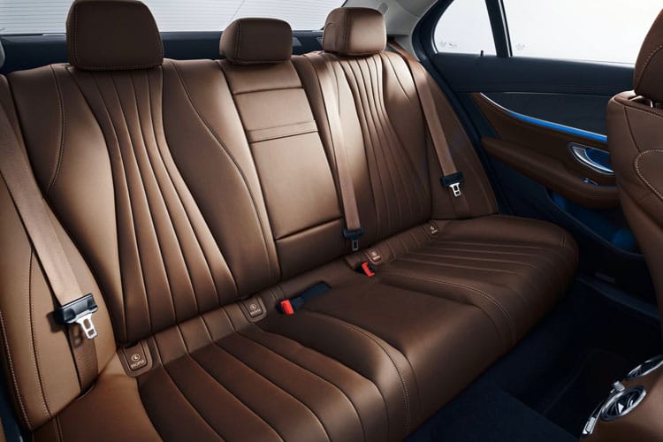 3844572 E300de Urban Edition 4dr 9G-Tronic