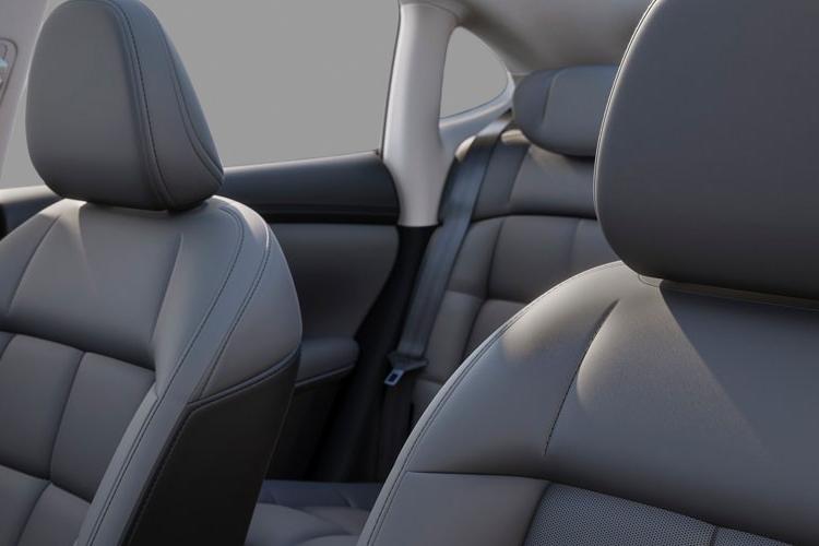 3976643 300kW Long Range 100kWh 5dr Auto