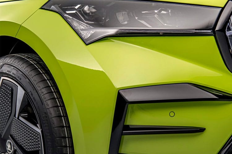 3959097 210kW 85x Sportline Plus 82kWh 4x4 5dr Auto [Maxx]