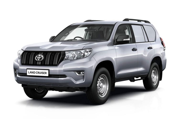 3942537 2.8 D-4D 204 Invincible 5dr Auto 7 Seats