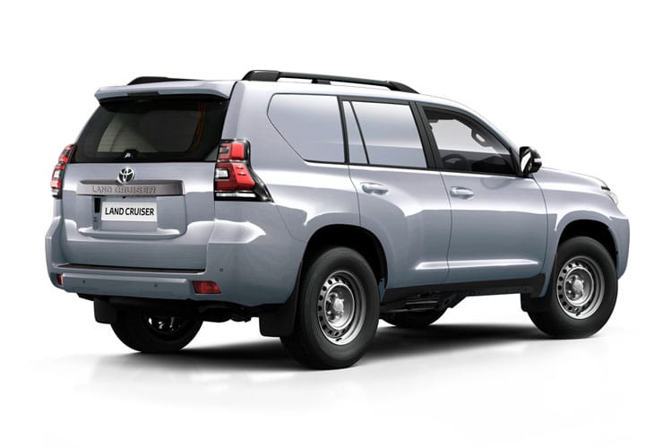 3942537 2.8 D-4D 204 Invincible 5dr Auto 7 Seats