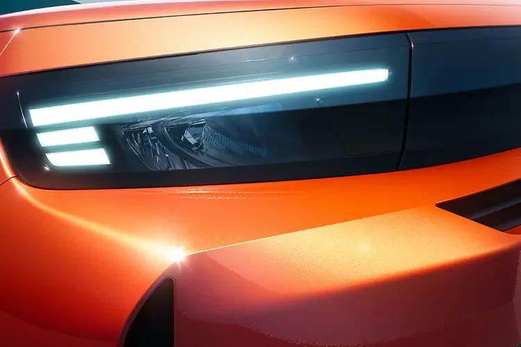 3938142 83kW Design 54kWh Extended Range 5dr Auto