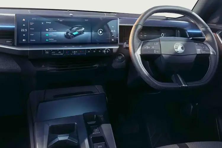 3867224 157kW Design 73kWh 5dr Auto