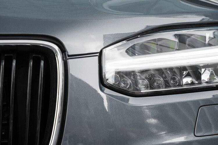 3798488 2.0 T8 PHEV Plus Dark 5dr AWD Geartronic