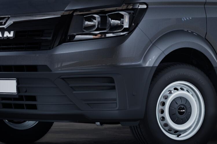 3867332 160 HD Emissions Lion XC H/R Van Auto