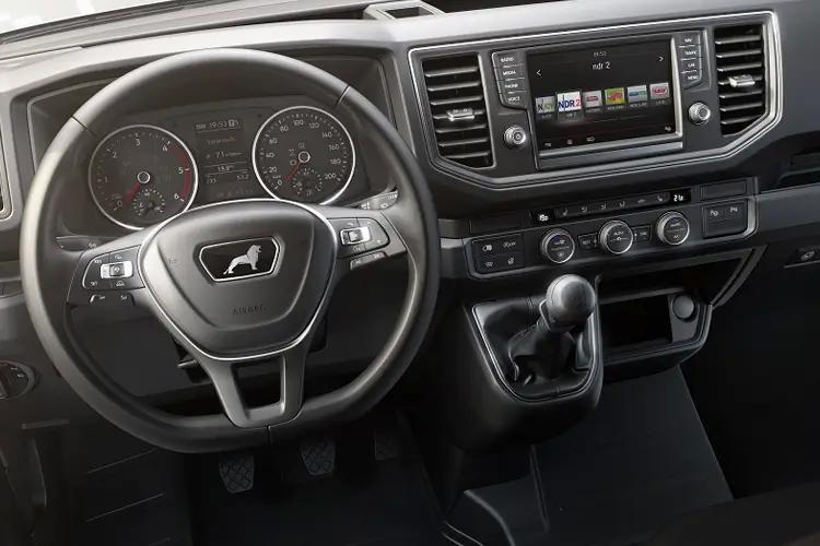 3867332 160 HD Emissions Lion XC H/R Van Auto