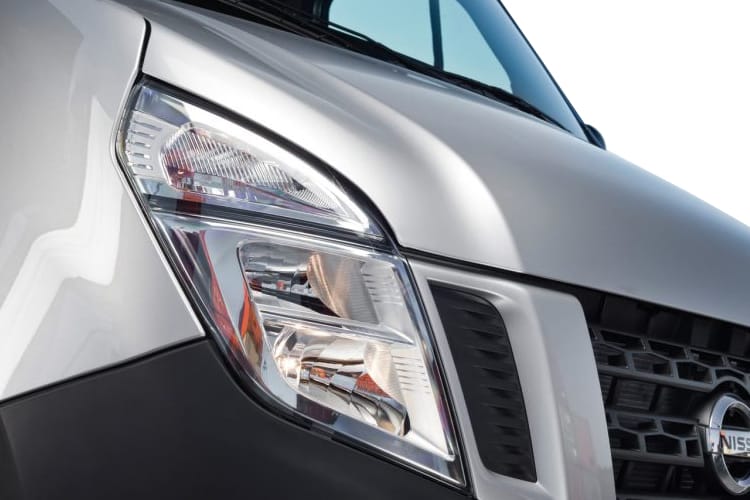 3948267 2.3 dci 145ps Acenta Chassis Cab