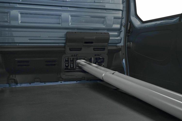 3735827 LH30 Blue dCi 150 High Roof Advance [Safety] Van