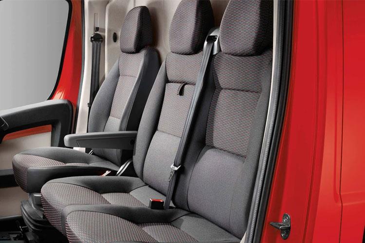 3781424 2.2 Turbo D 140 H2 Glazed Van Prime
