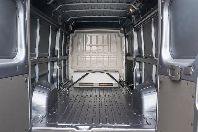 3959627 205kW 110kWh H2 Van Prime Auto [22kW]