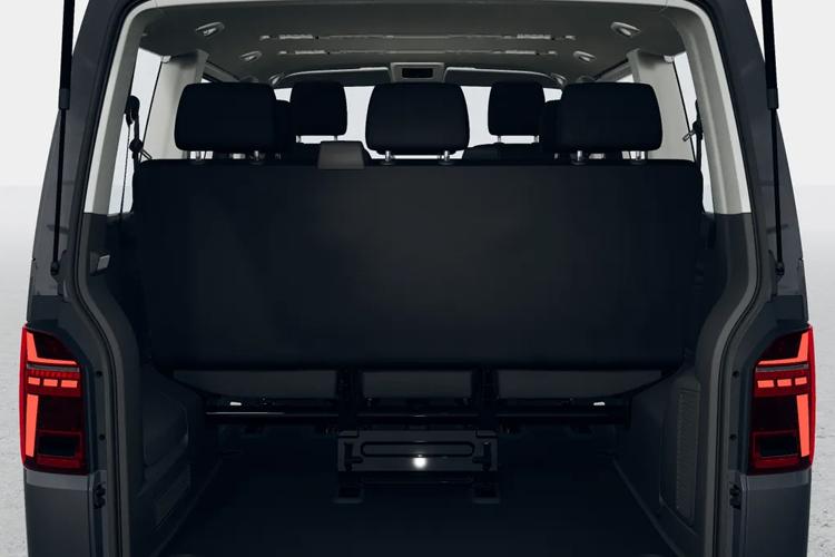 3979715 2.0 TDI 170PS Minibus Life Auto